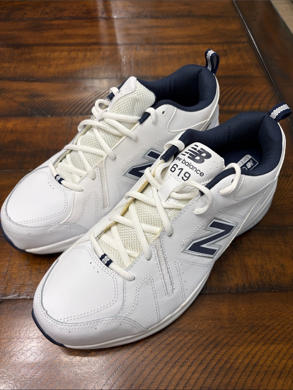 New Balance White and Navy Men's Athletic Walking Shoes